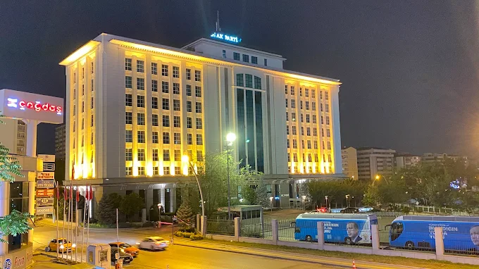 AK PLAZA